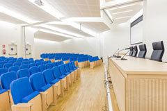 AUDITORIO FACULTAD DE EDUCACIÓN • UNIVERSIDAD DE ZARAGOZA • ZARAGOZA • SPANIEN