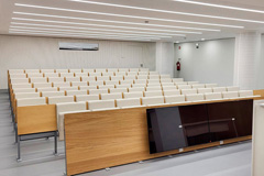 HYBRID-AUDITORIUM MEDIZINISCHE FAKULTÄT UNIV • COIMBRA • PORTUGAL