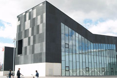 BÜRGERZENTRUM IBAIONDO LAKUABIZKARRA • VITORIA • SPANIEN