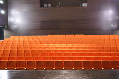 BÜRGERZENTRUM IBAIONDO LAKUABIZKARRA • VITORIA • SPANIEN