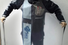 EZCARAY SEATING stellt medizinische Schürzen für die Pandemie COVID-19 her