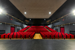 KAZALIŠNA DVORANA „ANTONIO COSLOVICH“ THEATER CITTADINO • Umag • Kroatien