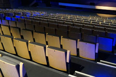 SALLE DES FÊTES LA CIGALIÈRE • BOLLÈNE • FRANKREICH