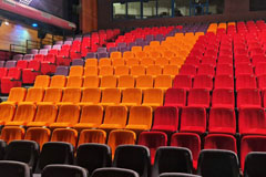 THÉÂTRE JEAN-MARIE SEVOLKER • GÉMENOS • FRANKREICH