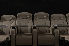 CINE YELMO PREMIUM BERCEO • LOGROÑO • SPANIEN